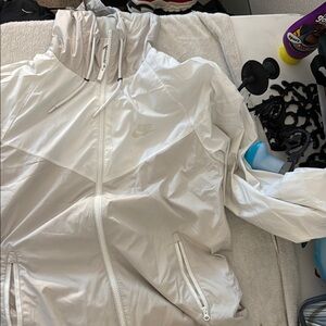 Nike White Ski Snow Jacket Lightweight Windbreaker